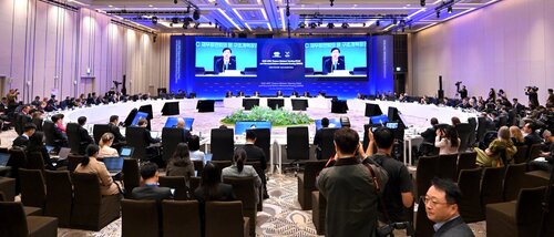 Hong Kong advantages promoted at #APEC Finance Ministers' Meeting in Incheon, Korea. This year’s meeting focused on global and regional economic outlook, digital finance and fiscal policies of member economies. Financial Secretary Paul Chan, who attended the meeting, highlighted https://t.co/AXTB5IchkQ