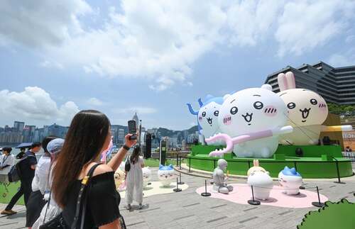 Calling all CHIIKAWA fans!📣 Step into a dreamland at the CHIIKAWA DAYS Exhibition at K11 MUSEA and Tsim Sha Tsui Harbourfront (til Aug 31) and explore immersive zones themed around CHIIKAWA's daily life—clothing, food, shelter and action. Meet over hundred adorable sculptures and a 9-meter-tall giant inflatable set that brings the manga to life. Don't miss the Hong Kong-exclusive "Yum Cha" series, turning CHIIKAWA and friends into cute Hong Kong classic dim sum dishes.🫖🥢  AllRightsReserved  #hongkong #brandhongkong #asiasworldcity #megaevents #megaHK #chiikawa