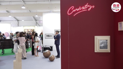 藝術中環展會2026 Art Central 圓滿舉行（3月25 - 29日）🎨✨，本屆展會匯聚來自全球117家畫廊和500位藝術家，吸引超過40,000名本地、中國內地及海外參觀者。🌍一起重溫這場藝術之旅的精華片段！  #香港 #香港品牌 #亞洲國際都會 #盛事之都 #盛事香港 #香港藝術三月 #藝術中環