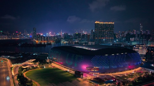 Game On, Hong Kong!📣 Team Hong Kong, China is making waves at the 20th Asian Games in Japan, and the city is rallying behind our athletes.🙌 At Kai Tak Sports Park, the Kai Tak Stadium façade has been turned into a vibrant tribute to sporting excellence, with inspiring motivational messages such as "THE PRIDE OF HONG KONG, CHINA" and "GO! TEAM HKG" shining across the iconic structure.💪 Catch the spectacular Asian Games-themed light show (til Oct 24) and join us in cheering on our athletes at the Asian Games!✨  Video: 啟德體育園 Kai Tak Sports Park  #hongkong #hk #brandhongkong #asiasworldcity #dynamic #asiangames