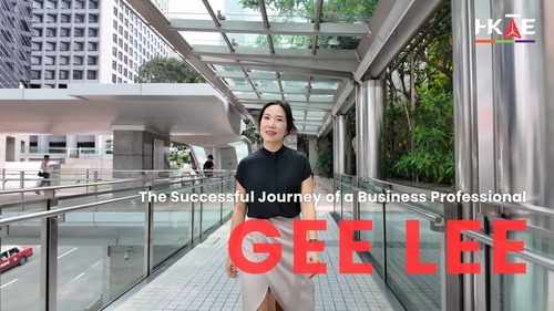 “I am here because Hong Kong is a vibrant global business centre, consistently offering unparalleled opportunities and new experiences.🌟” says Gee Lee, Principal, Head of Distribution for Greater China and Southeast Asia, Siguler Guff. Originally from Korea, Gee grew up in Europe and the US, but chose to build her career in Hong Kong. With its strategic location, business-friendly environment and safety, Hong Kong continues to attract professionals from around the world to grow and connect👍👍. Watch to see how Hong Kong helps global talent thrive.  Video: @hktalentengage   「我在這裏因為香港是一個充滿活力的環球商業中心，提供無限機遇及嶄新體驗。🌟」Siguler Guff 大中華區及東南亞首席代表及分銷業務主管李智恩表示。於韓國出生，並在歐美成長和生活多年的李智恩最終選擇移居香港發展事業。憑藉便利優越的地理位置、營商友善政策和安全的生活環境，香港持續吸引來自世界各地的專業人才前來發展和拓展人脈👍👍。 立即觀看影片，了解香港如何助力全球人才蓬勃發展。  影片：香港人才服務辦公室  #hongkong #brandhongkong #asiasworldcity #hongkongtalentengage #HKTE #香港 #香港品牌 #亞洲國際都會 #香港人才服務辦公室 #人才