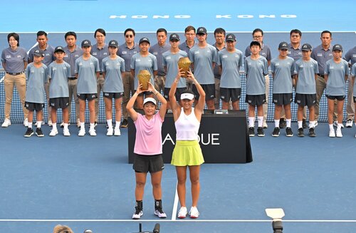 Prudential Hong Kong Tennis Open 2025 serves up classic finale (Nov 2).  Canadian tennis star Victoria Mboko was crowned champion at the WTA 250 tournament at Victoria Park, defeating Spanish contender Cristina Bucsa in a three set thriller. Mboko secured victory 7-5, 6-7(9-11), https://t.co/sxQXXSdvxD