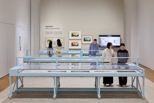 Dive into the world of a true cross-cultural master! Discover the groundbreaking graphic works of Chinese-French artist at a major new exhibition (til 3 May 2026): "Zao Wou-Ki: Master Printmaker" at M+, Asia's global museum of contemporary visual culture. This is Asia’s first https://t.co/nCs8pOhr7N