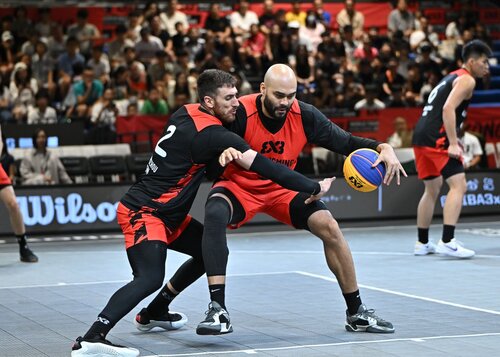 High-fliers! The FIBA 3x3 World Tour Hong Kong (Jul 19-20) returned to the city for two days of non-stop basketball action at the Hong Kong Convention and Exhibition Centre. World No. 1 Ub from Serbia claimed the championship title beating Hangzhou 21-14 in the final. An electric https://t.co/FtT3jQ2Kbi