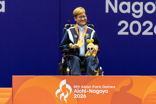 Hong Kong strikes gold at the 5th Asian Para Games! Boccia star Vivian Lau gave Team Hong Kong, China its first gold of the games (Oct 21) by winning the Women's Individual-BC4 event, while teammates Yeung Hiu-lam, Leung Yuk-wing and Cheung Yuen each took silver in the Women's https://t.co/zM39EDgdAj