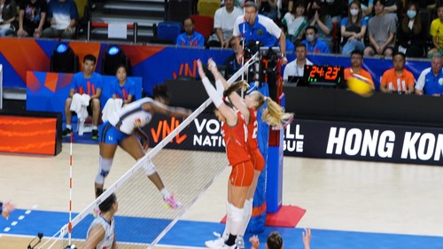Mark your calendars for the Volleyball Nations League Hong Kong 2025 (June 18-22)🏐🔥, making its debut at Kai Tak Arena! This year’s edition features six national women's teams representing China, Italy, Japan, Thailand, the Czech Republic and Bulgaria, competing in 12 high-stakes matches over five action packed days. Get ready to cheer for your favourite team!  Video: Volleyball Nations League - HK | 中國香港排球總會  #hongkong #brandhongkong #asiasworldcity #megaevents #megaHK #dynamic #VNLHK2025