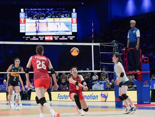 Power play! The thrilling 5-day Volleyball Nations League (#VNL) Hong Kong 2025 (Jun 18-22) concluded on Sunday, delivering spectacular performances in the brand-new Kai Tak Arena. The event culminated in an epic final match between China and Italy in front of over 10,000 roaring fans. The reigning Olympic champions, Italy, defeated China 3:0 to remain undefeated in eight matches played and at the top of the VNL table. Congratulations to all the teams on a fantastic week of competition!  Volleyball Nations League - HK  #hongkong #brandhongkong #asiasworldcity #dynamichk #megaevents #megaHK