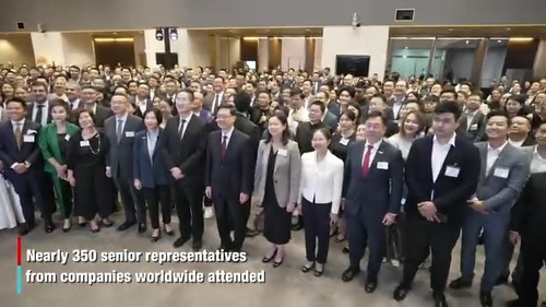 Welcome to business opportunities in Hong Kong! Nearly 350 senior representatives from Mainland China and overseas companies attended a reception hosted by Invest Hong Kong on June 24. The reception not only expressed appreciation to the new entrepreneurs and investors, but also marked the 25th anniversary of Invest Hong Kong. Hear why Hong Kong's global advantages are so attractive for non-local companies to set up and expand their operations, and how Invest Hong Kong helps them make the most of the city's vibrant business-friendly environment.  #hongkong #brandhongkong #asiasworldcity #businessopportunities #InvestHK