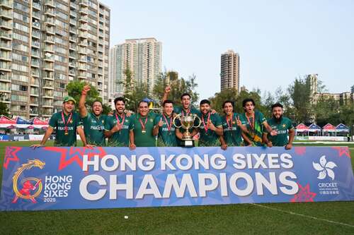 Master blasters! Pakistan smashed their way to victory at the Hong Kong Cricket Sixes, beating Kuwait in the Cup Final at Tin Kwong Road Recreation Ground yesterday (Nov 9). Earlier, host Hong Kong, China delighted the capacity crowd with a stunning performance hitting 30 runs off the final over to defeat Bangladesh in the Plate Final while Sri Lanka beat the United Arab Emirates in the Bowl Final.    Cricket Hong Kong, China 中國香港板球總會   #hongkong #brandhongkong #asiasworldcity #HKSixes #HK6 #Cricket #megaevents #megaHK