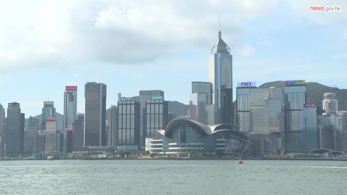 Hong Kong is buzzing with startup energy!    Over 5,200 startups now call this city home, cementing its place as a top innovation hub. Why? It’s in our DNA: business-friendly policies, strong government support, and a thriving fintech scene -- all connected to a global network. What’s even better? One-third of our founders are from areas outside of Hong Kong, bringing incredible ideas and turning them into wonderful, useful products and services right here. Want to see it in action? Watch how one fintech startup made its mark in Hong Kong. https://www.news.gov.hk/eng/2026/01/20260126/20260126_112705_175.html?type=ticker #hongkong #brandhongkong #asiasworldcity #businessopportunities #startups