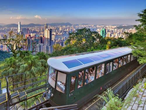 香港再度躋身全球最佳城市之列！🏙️✨Time Out最新公布的全球最佳城市調查中，香港於2026年位列全球第15位，亞洲排名第5，成績亮眼。是次調查訪問了來自50個城市、逾24,000名受訪者，了解他們對居住地的喜愛之處，涵蓋美食、夜生活、消費水平及生活質素等多個範疇。香港在公共交通系統方面表現尤其突出，93%受訪者的評價為"良好"或"出色"。另有73%的受訪者認為香港是外出用餐的理想城市，亦有76%的受訪者表示可輕鬆享受城中豐富而便捷的藝術文化體驗。歡迎大家一同探索和感受這個亞洲國際都會的獨特魅力。🌟 https://www.timeout.com.hk/hong-kong/hk/%E6%9C%80%E6%96%B0%E6%83%85%E5%A0%B1/2026%E5%85%A8%E7%90%83%E6%9C%80%E4%BD%B3%E5%9F%8E%E5%B8%82%E6%8E%92%E5%90%8D%E5%87%BA%E7%88%90%EF%BC%81%E9%A6%99%E6%B8%AF%E6%99%89%E8%BA%AB%E4%BA%9E%E6%B4%B2%E4%BA%94%E5%BC%BA-031126    #香港 #香港品牌 #亞洲國際都會 #最佳城市