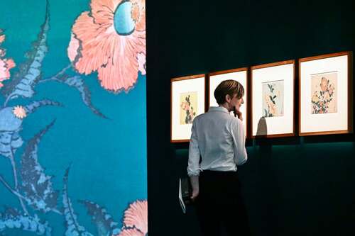 Where does your garden grow🌿? "Blooming: The Art of Gardens in East and West" at the Hong Kong Museum of Art (HKMoA) (til Jul 29) unveils 106 exquisite works—paintings, prints, lacquerware, sculptures, ceramics and glassware—gathered for the first time in Hong Kong from Beijing's Palace Museum, the Art Institute of Chicago, Palace of Versailles and HKMoA🎨. Curated through lush themes of garden landscapes, leisurely pursuits and garden-inspired artworks, it sweeps you into imperial paradises of Emperor Qianlong and Louis XIV of France, crowned by an immersive Orchid Pavilion Gathering in the education corner, showcasing Hong Kong's vivid window into Chinese-Western cultural exchange.✨ https://hk.art.museum/en/web/ma/exhibitions-and-events/blooming-the-art-of-gardens-in-east-and-west.html  Hong Kong Museum of Art 香港藝術館 #hongkong #brandhongkong #asiasworldcity #megaevents #megaHK #artsandculture