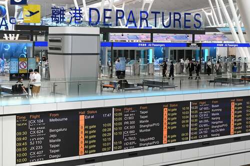 在香港國際機場展開全新旅程體驗！✈️✨二號客運大樓離港設施已於5月27日正式啟用，為這個屢獲殊榮的國際機場帶來另一里程碑。二號客運大樓面積達300,000平方米，定位休閒旅遊，善用智能科技提升旅客體驗，令出行流程更順暢便捷。離港大堂設有8條登記通道、68個特快行李託運櫃檯、58部自助登記櫃檯及108個混合登記櫃檯，讓旅客由辦理登機手續到出入境檢查，每一步都更無縫、更高效，進一步鞏固香港作為國際航空樞紐的地位。  #香港 #香港品牌 #亞洲國際都會 #香港國際機場 #二號客運大樓