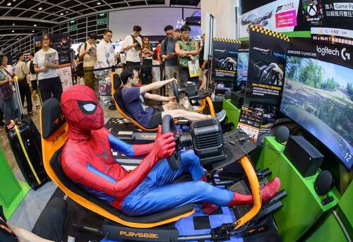 The pop culture party is on!🎉 The 27th Ani-Com & Games Hong Kong has taken over the Hong Kong Convention and Exhibition Centre and it’s the biggest one yet! Running until Jul 28, the venue is buzzing with anime lovers, gamers and collectors from all over. With 201 exhibitors, 689 individual participants and an international lineup featuring 55 top art toy designers + 10 world-class master comic artists, this is where creativity meets fandom at its finest! Don't miss out on the ultimate pop culture extravaganza — head down to HKCEC before it wraps up tomorrow!✨    #hongkong #brandhongkong #asiasworldcity #megaevents #megaHK #ACGHK2026
