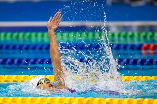 熱烈祝賀中國香港運動員在第五屆亞洲殘疾人運動會創下佳績！👏港隊在今屆亞殘運會表現出色，合共斬獲41面獎牌，包括3金、14銀、24銅。特別恭喜硬地滾球項目運動員創下歷屆最佳成績，勇奪8面獎牌，包括2金3銀3銅。運動員在賽場上展現精湛技術和頑強鬥志，不但為港爭光，更向社會傳遞堅毅不屈、永不言敗的體育精神，令我們無比敬佩和自豪。💪🔥10月23至24日新增獎牌包括：  金牌🥇 硬地滾球：混合BC4級雙人 梁育榮、張沅  銀牌🥈 游泳：女子SM14級200米個人混合四式 陳睿琳   乒乓球：女子WD14級雙打 焦瑾珊、王愉程   乒乓球：女子WD22級雙打 吳玫薈、王婷莛  劍擊：女子佩劍團體 鍾婉萍、林嘉雯、湯雅婷、余翠怡  銅牌🥉 劍擊：女子A級佩劍個人 余翠怡   乒乓球：男子MD18級雙打 何嘉盛、王志賢   乒乓球：男子MD22級雙打 溫偉樂、袁景誠  劍擊：混合佩劍團體 陳㬢、鄺遠興、林嘉雯、湯雅婷  硬地滾球：混合BC1/BC2級團體 龍子健、陳柏麟、楊曉林  硬地滾球：混合BC3級雙人 謝德樺、陳可欣  相片：中國香港殘疾人奧委會  #香港 #香港品牌 #亞洲國際都會 #活力澎湃 #亞洲殘疾人運動會 #亞殘運會