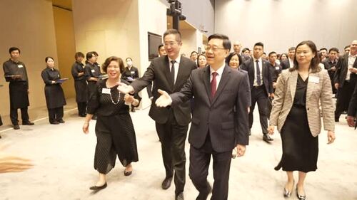 Welcome to business opportunities in Hong Kong! Nearly 350 senior representatives from Mainland China and overseas companies attended a reception hosted by Invest Hong Kong on June 24. The reception not only expressed appreciation to the new entrepreneurs and investors, but also marked the 25th anniversary of Invest Hong Kong. Hear why Hong Kong's global advantages are so attractive for non-local companies to set up and expand their operations, and how Invest Hong Kong helps them make the most of the city's vibrant business-friendly environment.  #hongkong #brandhongkong #asiasworldcity #businessopportunities #InvestHK