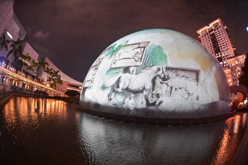 The Space Museum's dome comes alive with light and culture!🌌✨ A highlight of Hong Kong ICH Month 2026, "Journey of the Horse: A Legacy of Arts and Culture" returns to the Hong Kong Space Museum's iconic dome façade (til Sep 20). Celebrating the theme of horses, this immersive visual experience blends museum collections, astronomy and intangible cultural heritage elements in a vibrant fusion — captivating audiences with a breathtaking display of light and cultural artistry. https://www.icho.hk/en/web/icho/hk_ich_month_2026_lightshow.html   太空館外牆化身光影與文化交匯的舞台！🌌✨「香港非遺月2026」亮點節目之一，「駿馬之旅．文藝傳承」光影表演再度亮相香港太空館標誌性的圓拱形牆身，展期至9月20日。表演以「馬」為主題，透過沉浸式視覺體驗，巧妙融合博物館館藏、天文與非物質文化遺產元素，呈現絢麗多彩的光影藝術，為觀眾帶來一場令人難忘的視覺盛宴。 https://www.icho.hk/tc/web/icho/hk_ich_month_2026_lightshow.html  #hongkong #hk #brandhongkong #asiasworldcity #megaevents #megaHK #ICH #香港 #香港品牌 #亞洲國際都會 #盛事之都 #盛事香港 #非物質文化遺產