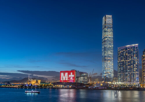 The Financial Times explores how Hong Kong’s vibrant arts and culture community, bolstered by world-class cultural venues such as M+ and the Hong Kong Palace Museum, and versatile embrace of digital technologies and platforms during the pandemic, has led the city to become one of the three largest art markets in the world, overtaking London for the first time in 2020.   https://lnkd.in/g4wM__uy    Interviewees:  1. Billy Tang, executive director and curator of Para Site, a Hong Kong-based contemporary art centre and one of the oldest independent art institutions in Asia 2. Gillian Howard, founder of Digital Art Fair Asia   #hongkong #brandhongkong #asiasworldcity #financialServices #FinancialTimes