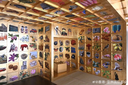 位于北角的油街实现艺术空间，推出年度重点项目“油街焦点”三个全新展览，带来日本著名当代艺术家豊福亮，以及香港艺术家许方华和王浩然的作品，将艺术融入小区🌟。“豊福亮的黄金之境”展览（至8月17日）设置了两组大型艺术装置作品，展示充满日本美学的空间。“像极了花园”展览及“来自香港的爱 ​
