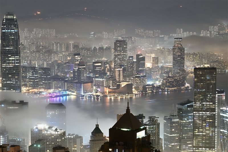 迷雾中的香港景色（2024）