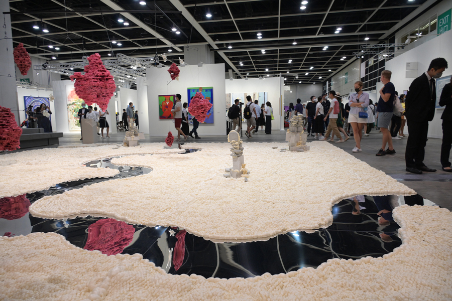 Discover world’s leading modern and contemporary art galleries at Art Basel in Hong Kong, to be held physically and digitally in March 2022.