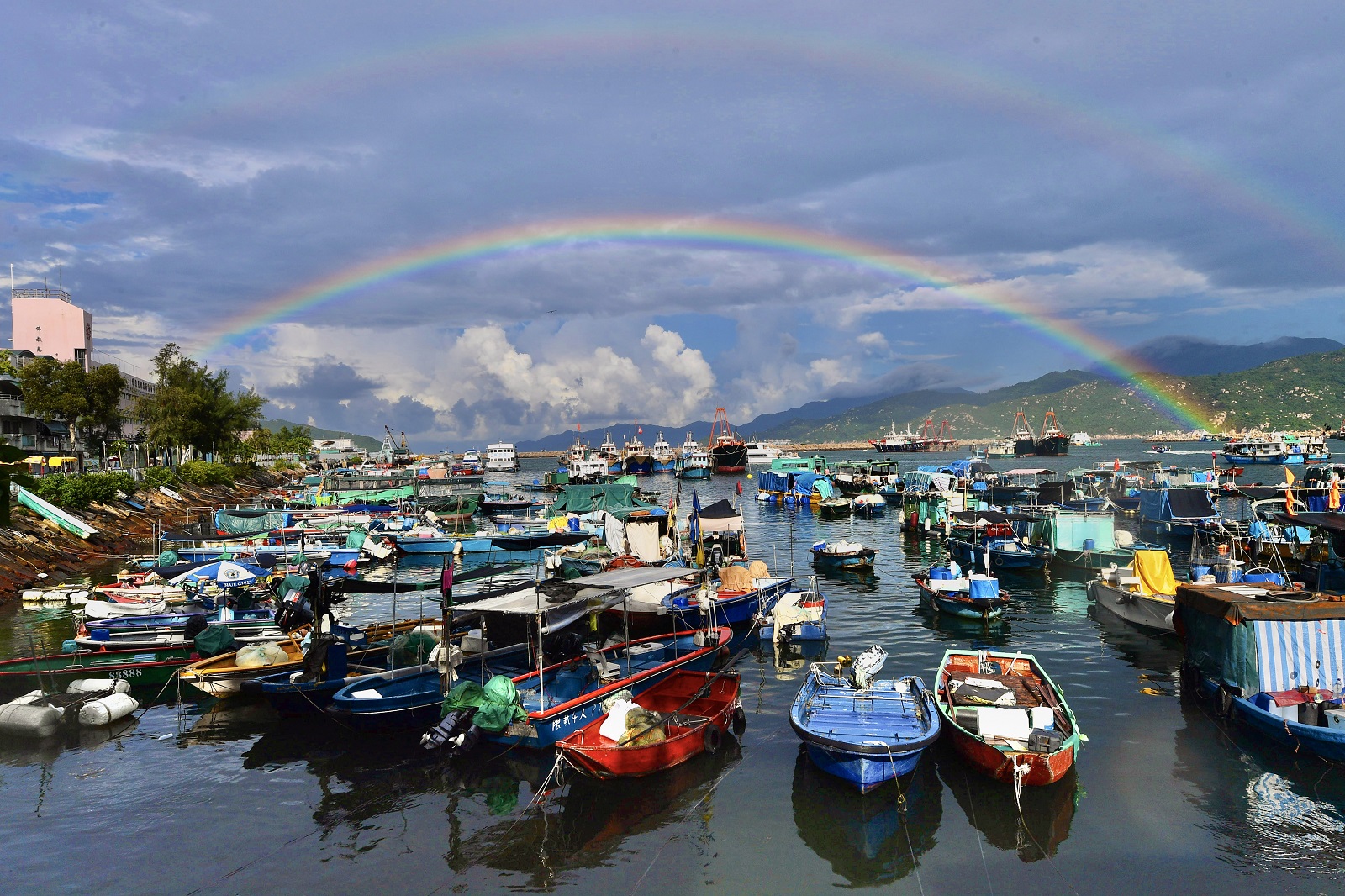 Rainbow over Cheung Chau island. (2020)